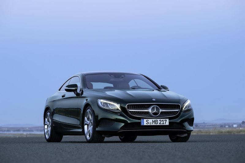 Illustration for article titled The 2015 Mercedes-Benz S-Class Coupe Has 47 Crystals In Its Headlights